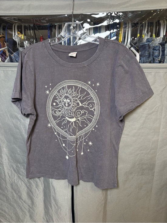 Tops - Electric Pink Gray Sun & Moon Graphic Tee